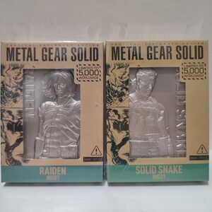 Metal Gear Solid 2 Snake & Raiden Silver Statues Official MGS Metal Figurine Set